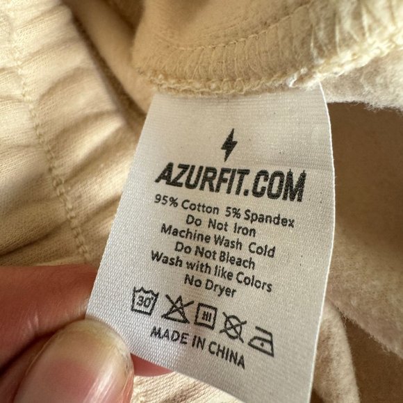 Azur Fit Cream Sweat Shorts | US XL - Picture 6 of 7